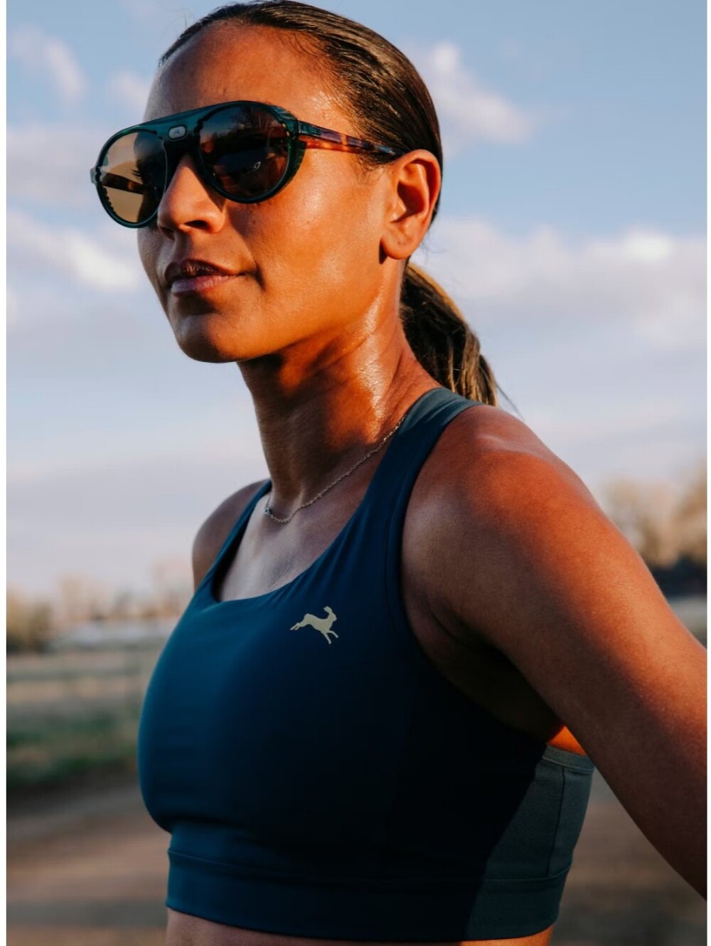 Tracksmith - Allston Adjustable Bra Color Charlock - Size XL